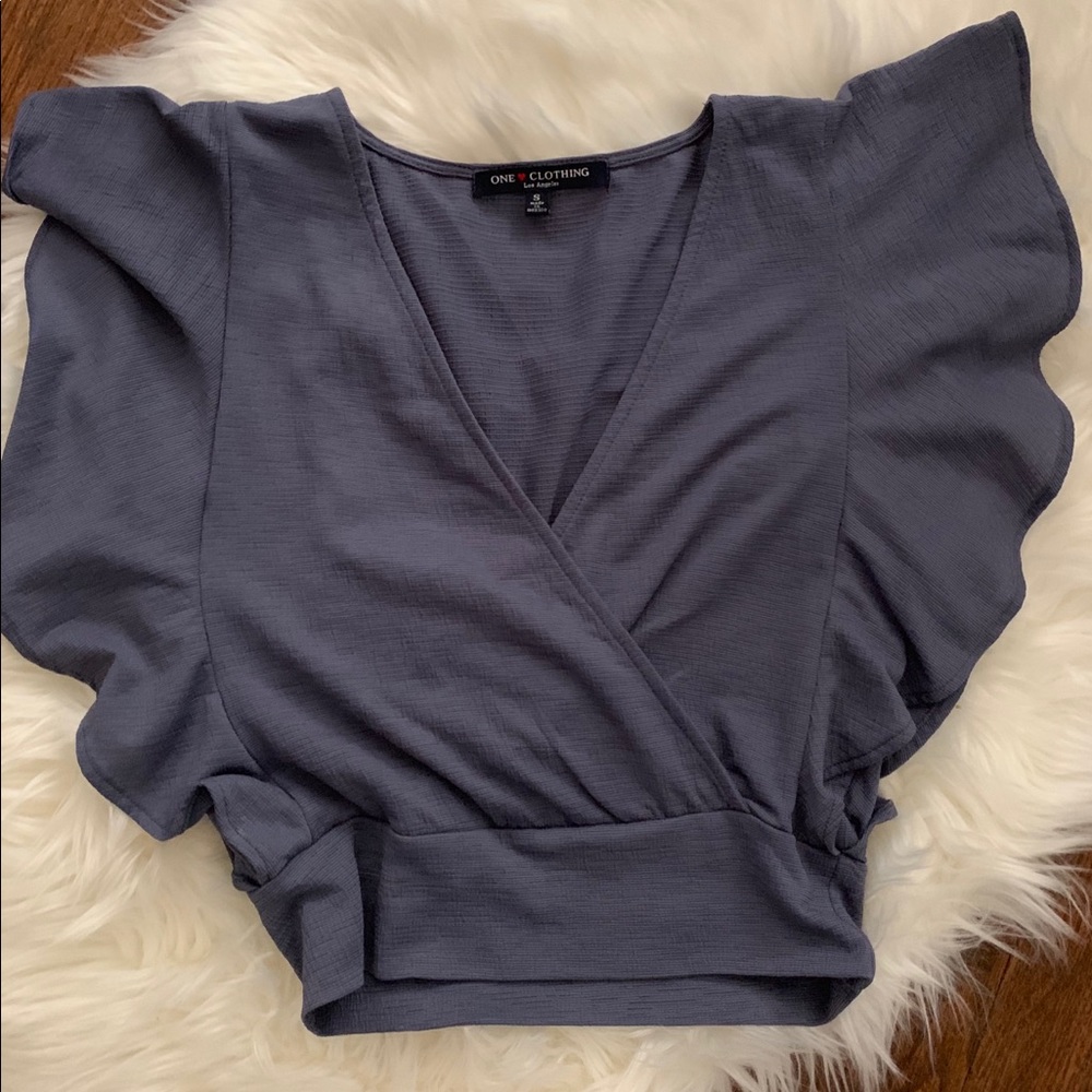 🍒one clothing co. Frilly crop top